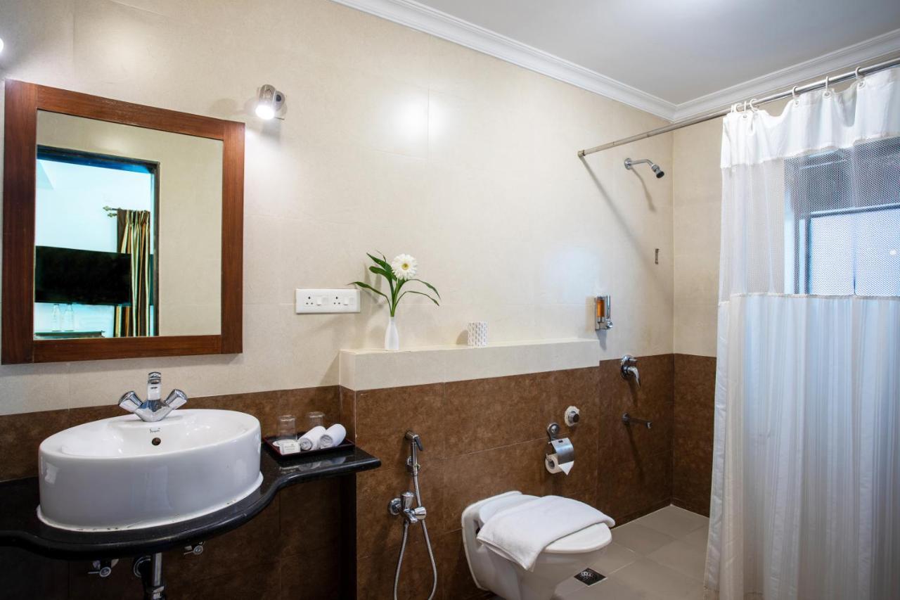 Resort Goa Villagio & - A Unit Of Ihm, 10 Min Walk From