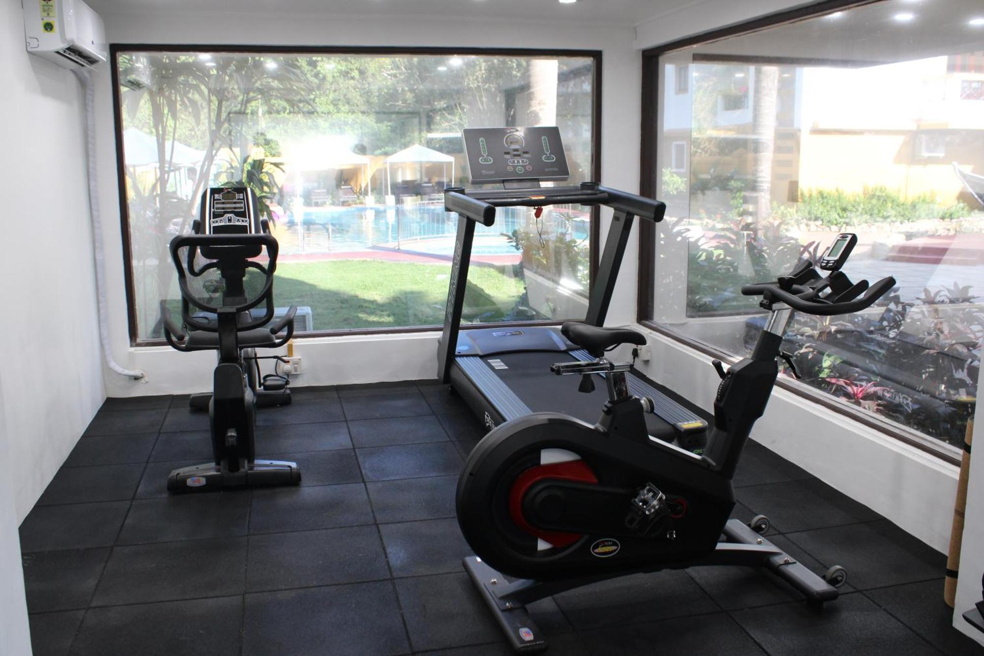 Resort Goa Villagio & - A Unit Of Ihm, 10 Min Walk From Betalbatim