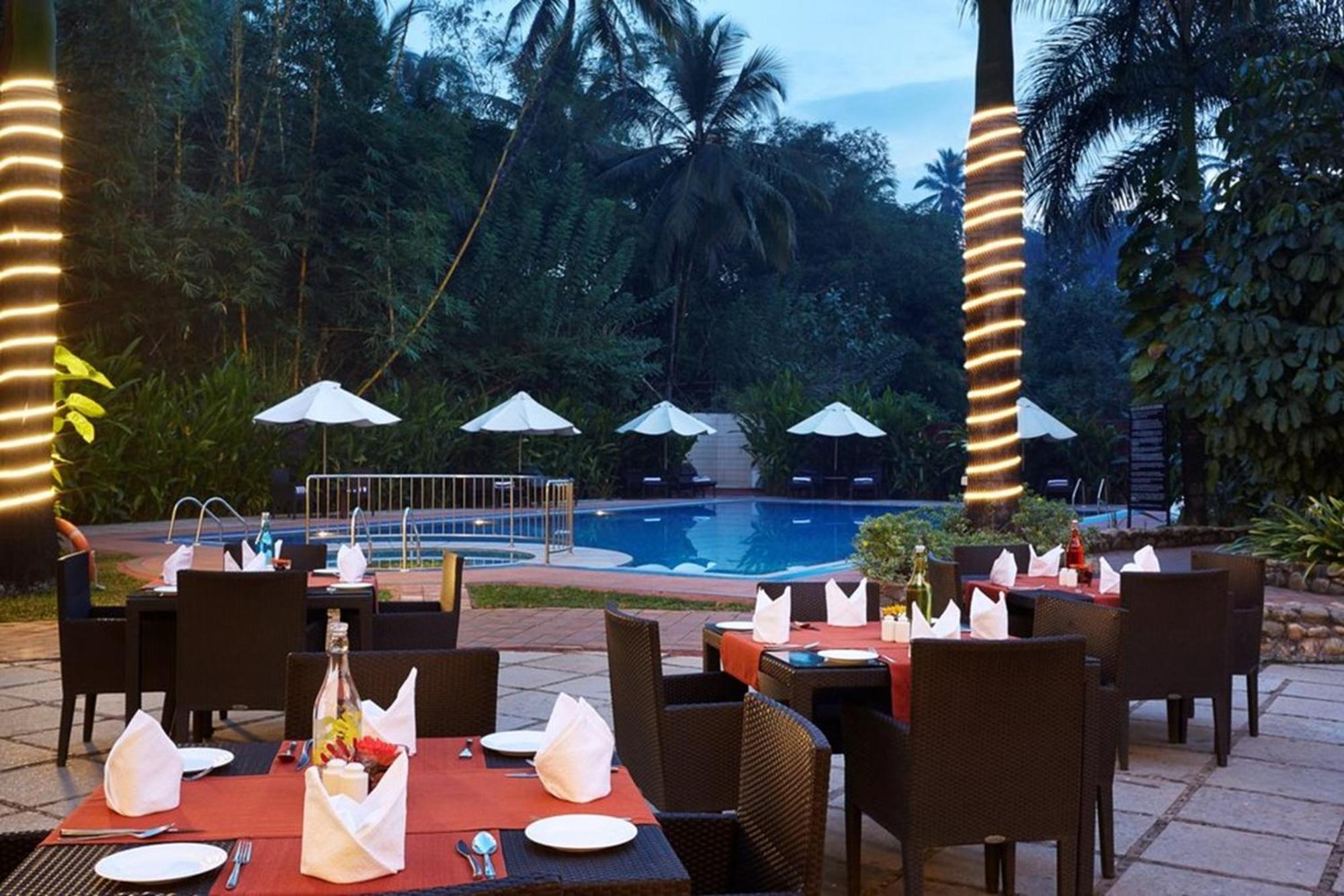 Goa Villagio & - A Unit Of Ihm, 10 Min Walk From 4*