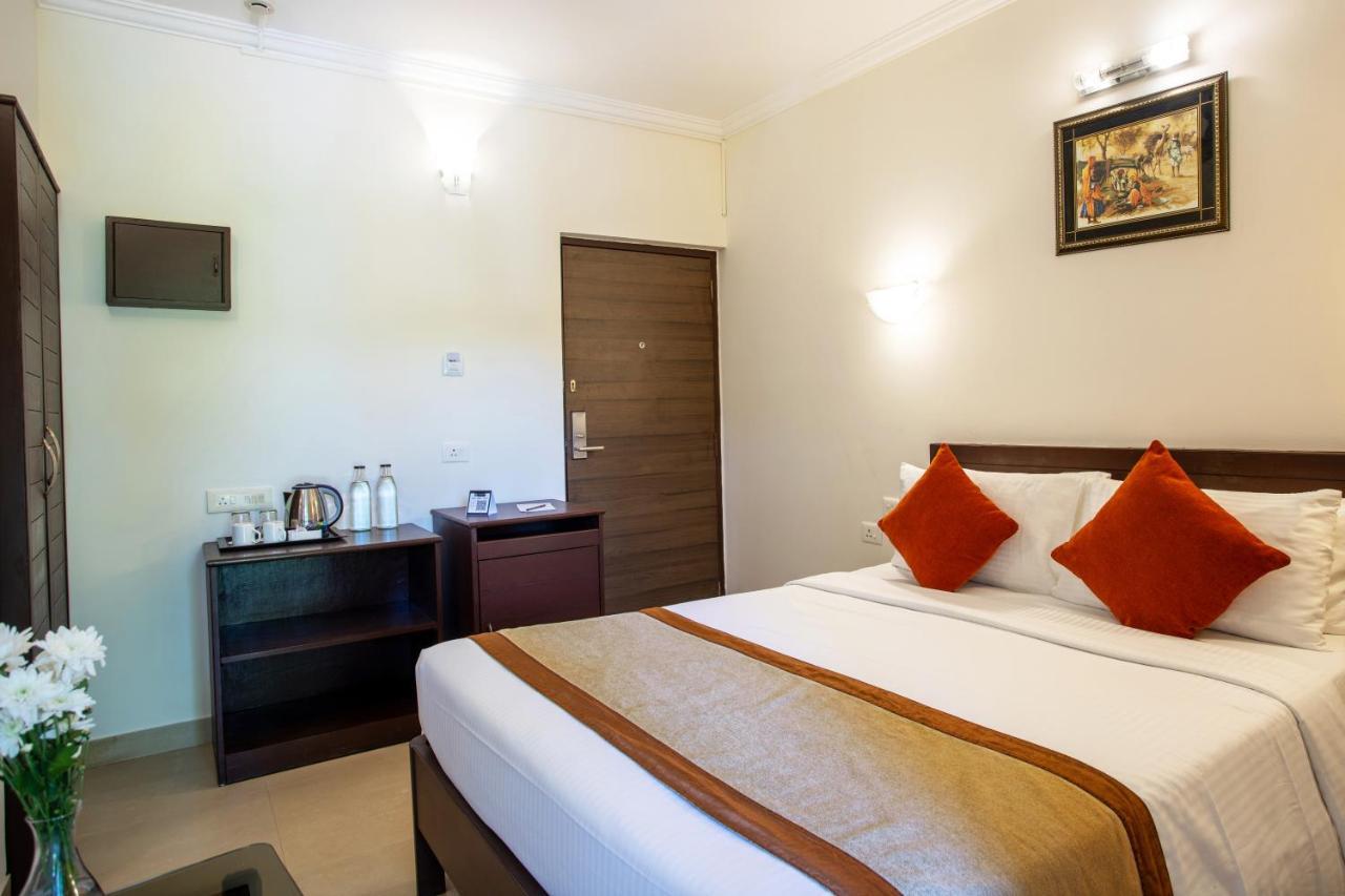 Goa Villagio & - A Unit Of Ihm, 10 Min Walk From Resort