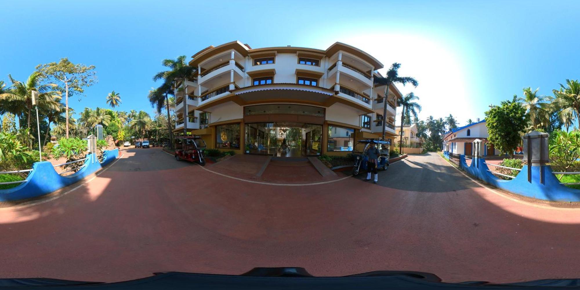 Goa Villagio & - A Unit Of Ihm, 10 Min Walk From Resort 4*